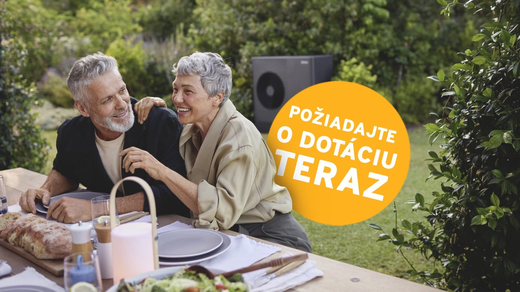 Zajac Vaillant s nápisom „Zabezpečte si dotáciu teraz“.